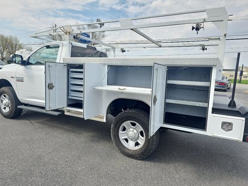 Used 2018 RAM 3500 Tradesman w/ Power & Remote Entry Group RWD image 12