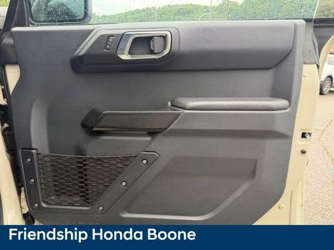Used 2025 Ford Bronco Badlands AWD/4WD image 47