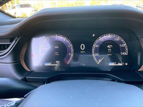 New 2026 Jeep Grand Cherokee Limited w/ Limited Altitude Package AWD/4WD image 11
