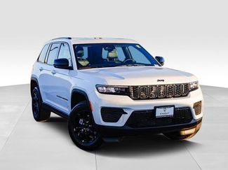 New 2025 Jeep Grand Cherokee Altitude video 2