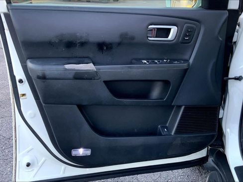 Used 2013 Honda Pilot Touring image 21