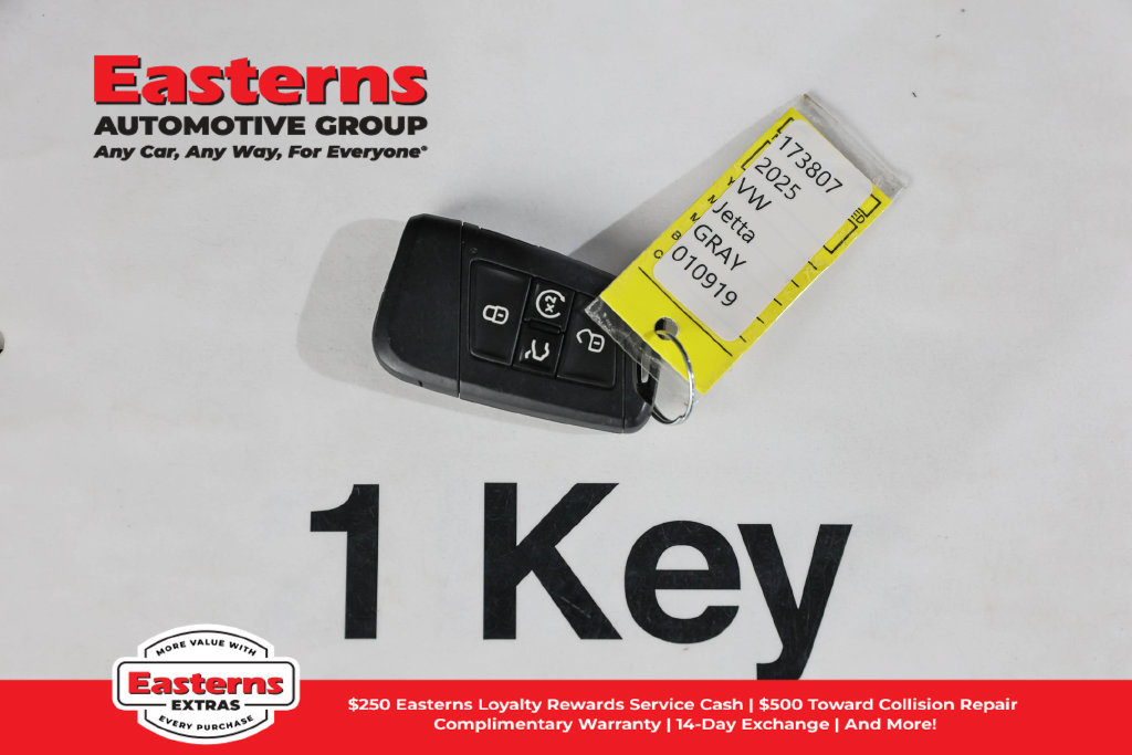 Used 2025 Volkswagen Jetta SE FWD image 25