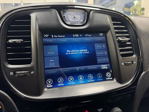 Used 2017 Chrysler 300 S image 30