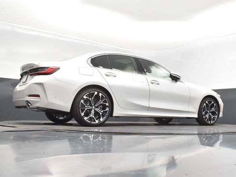 Certified 2025 BMW 330i Sedan w/ Premium Package image 42