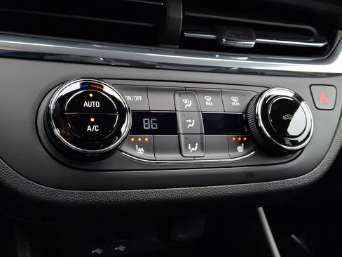 New 2026 Buick Envista Preferred w/ Convenience I Package FWD image 11