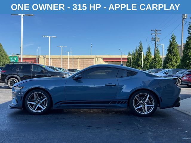Used 2024 Ford Mustang Coupe RWD image 8