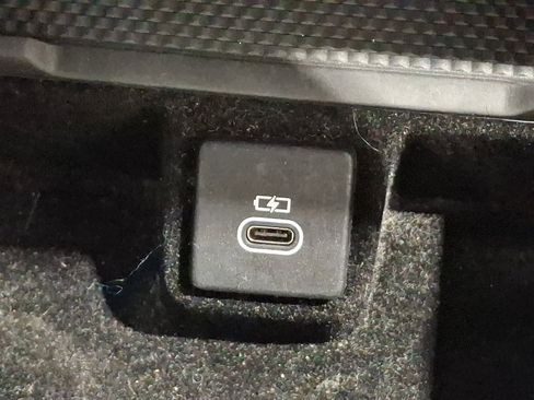 Certified 2024 Land Rover Range Rover SE AWD/4WD image 25