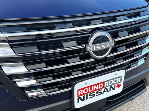 Certified 2024 Nissan Rogue SV image 29