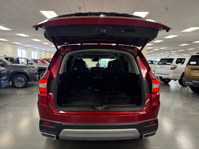 Used 2024 Honda Pilot Touring image 12