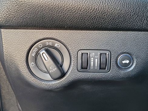 Used 2016 Dodge Challenger R/T w/ Blacktop Package image 15