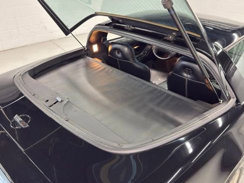 Used 1995 Chevrolet Corvette Coupe RWD image 14