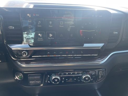Used 2023 GMC Sierra 1500 Elevation image 24