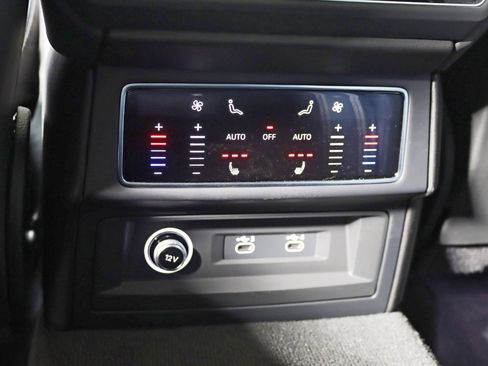 Used 2024 Lamborghini Urus S image 31