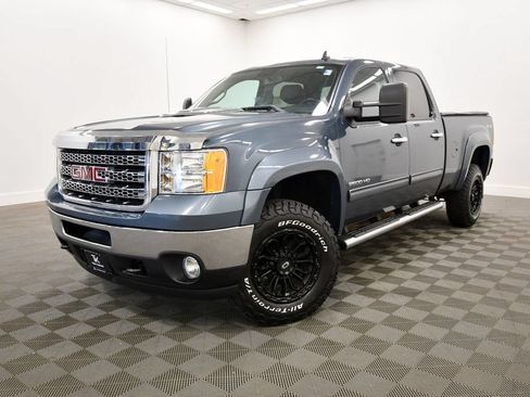 Used 2013 GMC Sierra 2500 SLT AWD/4WD image 2
