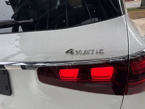 Certified 2025 Mercedes-Benz GLS 450 4MATIC image 11