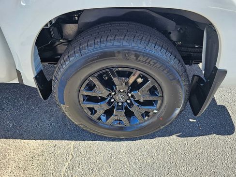 New 2026 Nissan Frontier SV image 13