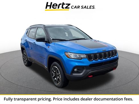 Used 2025 Jeep Compass Trailhawk AWD/4WD image 1