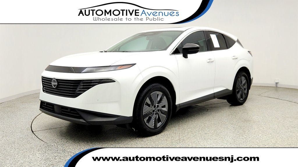 Used 2025 Nissan Murano SL AWD/4WD image 1