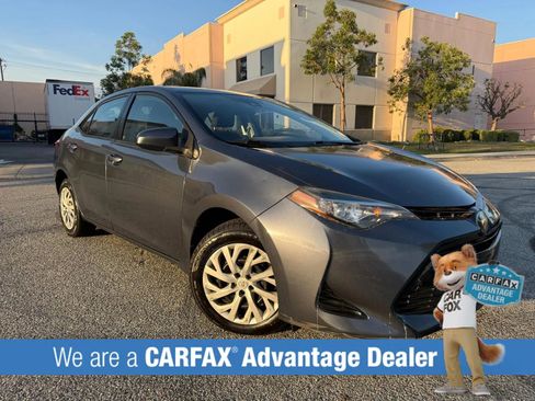 Used 2017 Toyota Corolla LE image 1