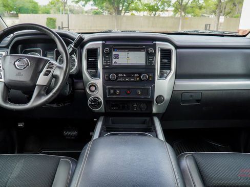 Used 2017 Nissan Titan PRO-4X image 16