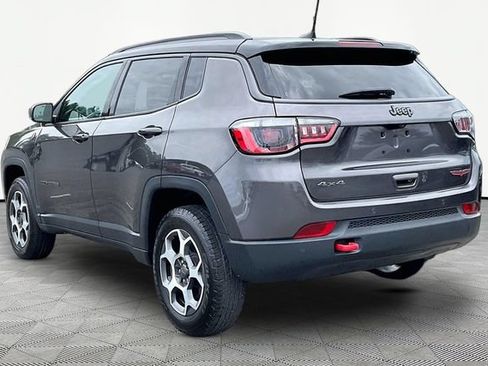 Used 2022 Jeep Compass Trailhawk w/ Trailhawk Convenience Group AWD/4WD image 4