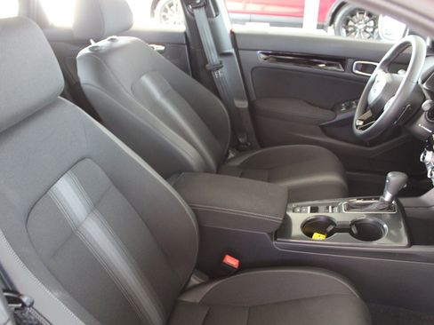 Used 2025 Honda Civic Sport image 21