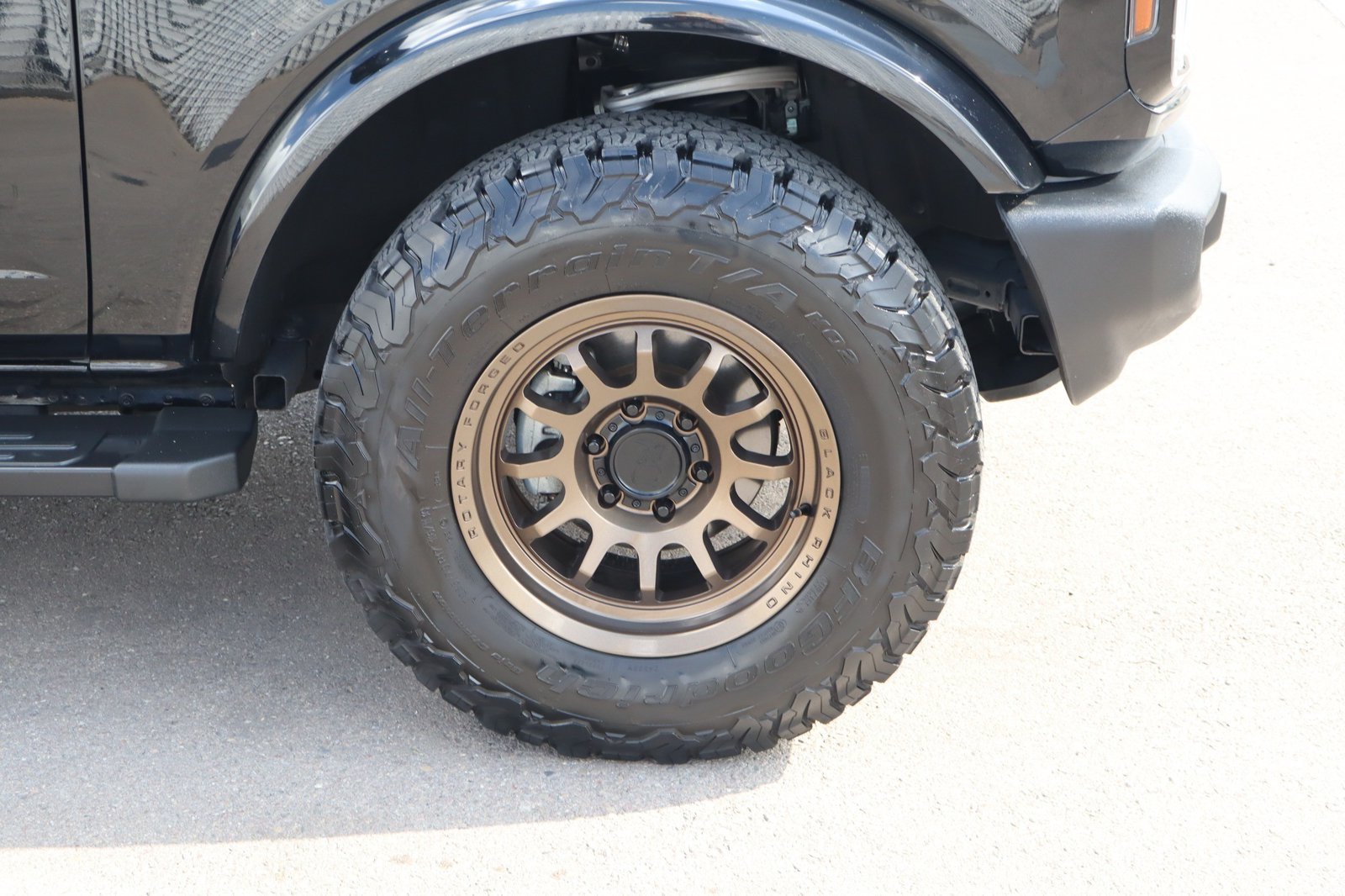 Used 2022 Ford Bronco Outer Banks AWD/4WD image 10