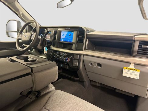 New 2026 Ford F250 XL w/ STX Appearance Package AWD/4WD image 25