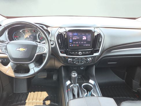 Used 2020 Chevrolet Traverse Premier AWD/4WD image 22