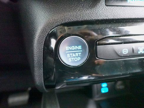 Used 2023 Ford Escape SE image 22