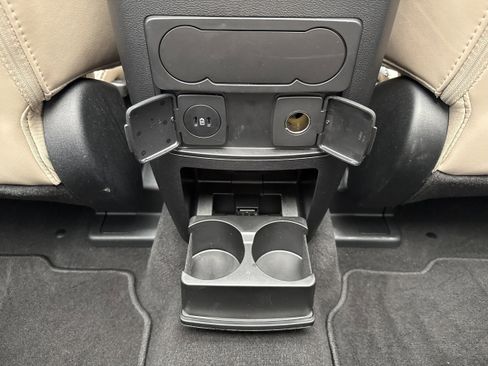 Used 2023 Ford Explorer XLT w/ Equipment Group 202A AWD/4WD image 25