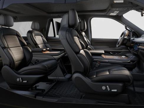 New 2025 Lincoln Navigator L Black Label AWD/4WD image 28