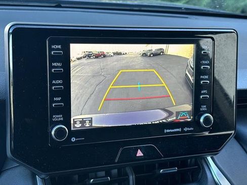 Certified 2022 Toyota Venza XLE image 20