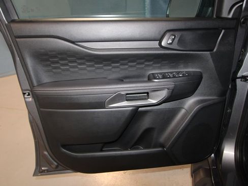 Used 2024 Ford Ranger XLT image 5