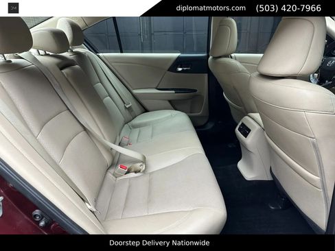 Used 2017 Honda Accord Touring image 21