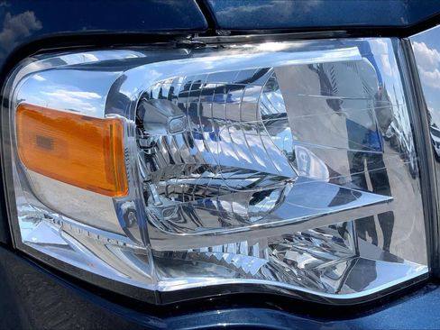 Used 2013 Ford Expedition XLT RWD image 27