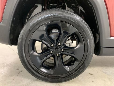 Used 2021 Jeep Compass Latitude AWD/4WD image 25