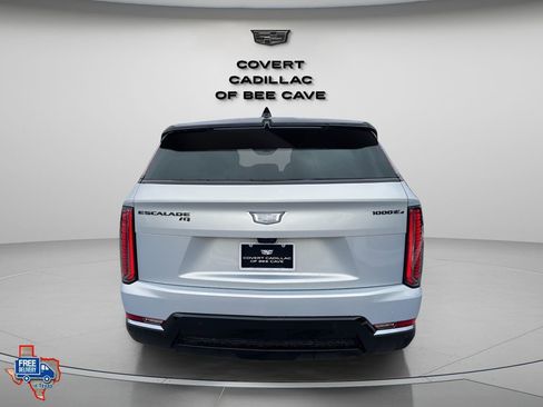 Used 2025 Cadillac Escalade IQ Sport 2 w/ LPO, ONYX Package image 8