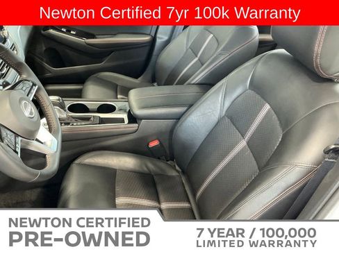 Used 2025 Nissan Altima 2.5 SR FWD image 6