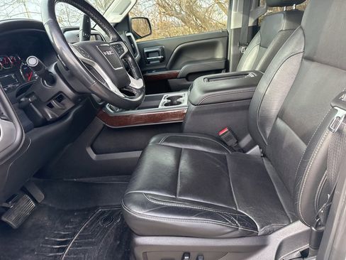 Used 2018 GMC Sierra 1500 SLT image 3
