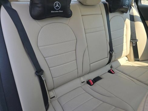 Used 2015 Mercedes-Benz C 300 4MATIC Sedan image 19