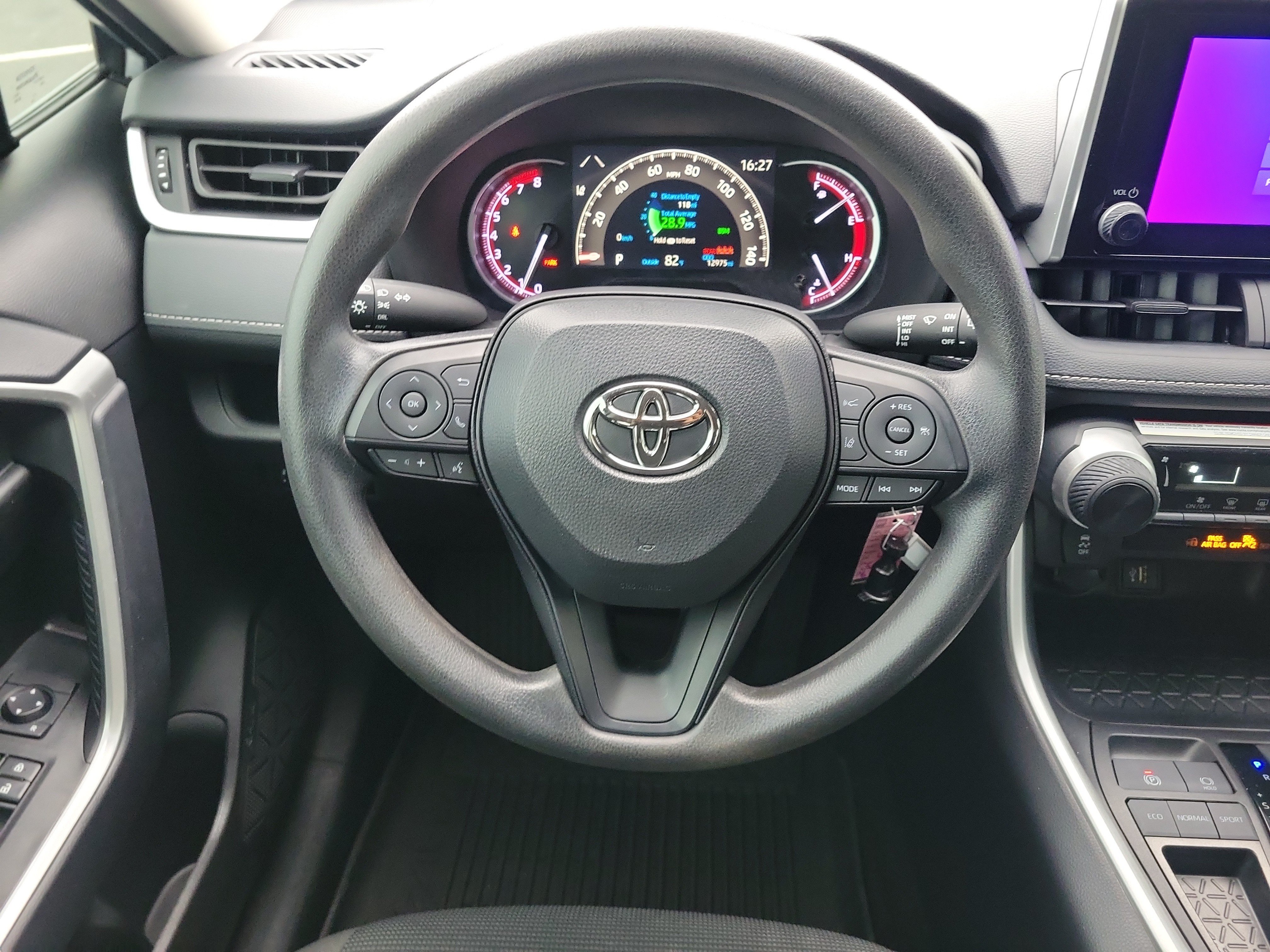 Used 2024 Toyota RAV4 LE FWD image 16