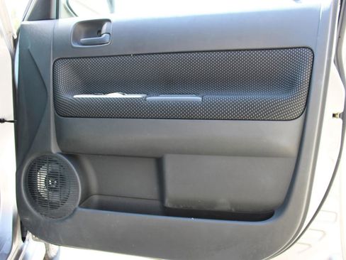 Used 2005 Scion xB image 12