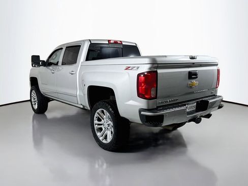Used 2017 Chevrolet Silverado 1500 LTZ Z71 w/ LTZ Plus Package AWD/4WD image 6