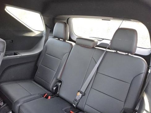 Used 2024 Chevrolet Traverse RS w/ LPO, Floor Liner Package image 5