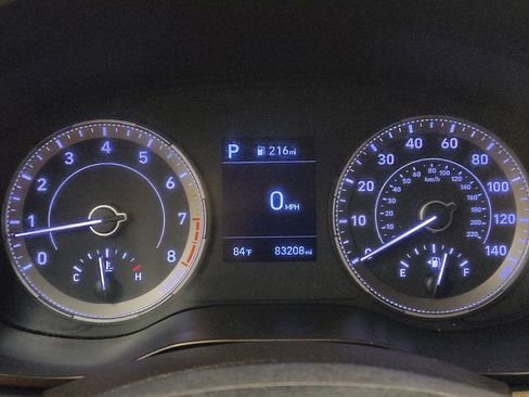 Used 2020 Hyundai Venue SE FWD image 23