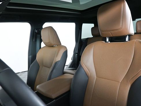 Used 2024 Lexus GX 550 w/ Cold Area Package image 5