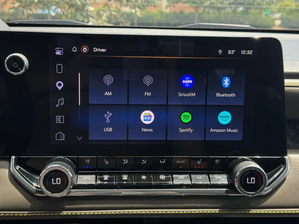 Used 2025 Chevrolet Colorado ZR2 AWD/4WD image 20