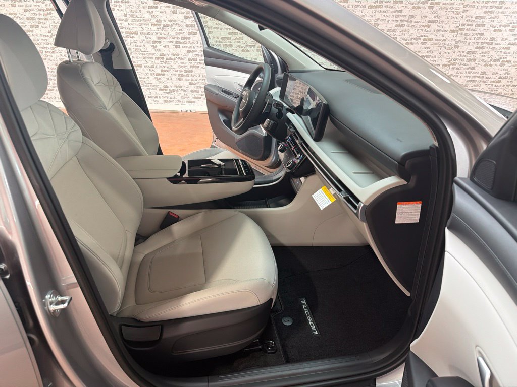 New 2026 Hyundai Tucson SEL w/ Tow & Go Package FWD image 10