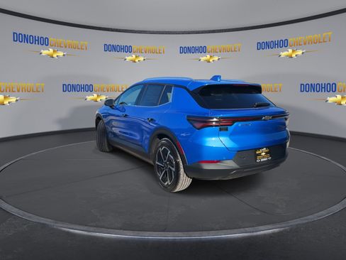 New 2026 Chevrolet Equinox EV LT image 8